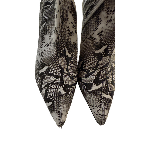 Abound Boots Womens Size 6.5 Snake Print Ankle Pointed Toe Kitten Heel Side Zip - Picture 4 of 5